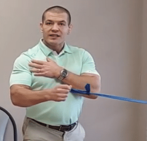 Strengthen rotator cuff exercise