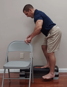 The lateral step down is a good glute strengthening exercise for knee pain