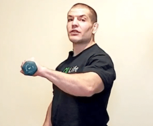 wrist extension exercise for tennis elbow pain when lifting