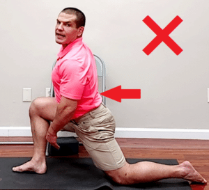 kneeling hip flexor stretch for lower back pain and hip mobility (incorrect)